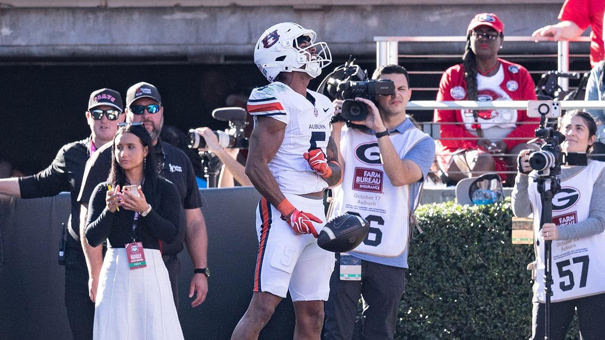 Georgia’s Upset Loss to Auburn Marks a Historic Defeat