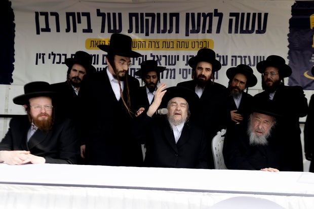 Mass Arrest of Ultra-Orthodox Jews Sparks Military Service Debate in Israel