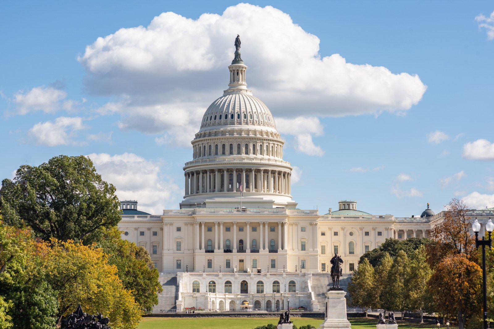 Senate Race Shifts Favor Democrats Ahead of Midterms