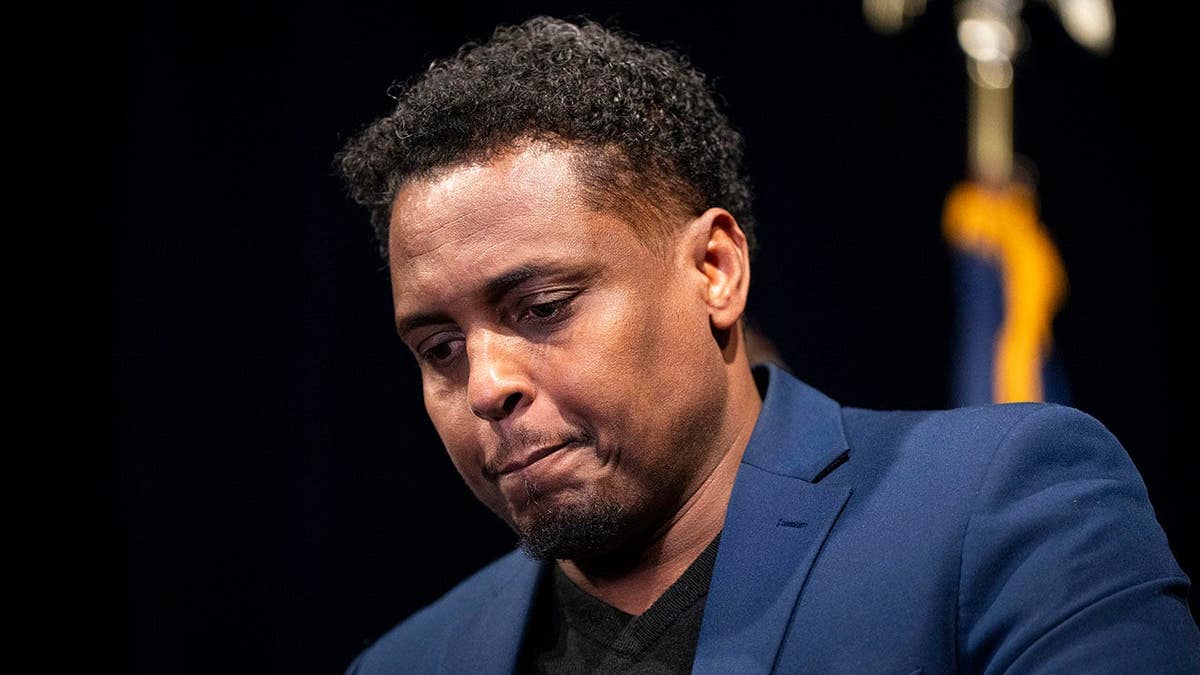 Reactions Emerge After Federal Raid on Ilhan Omar’s Home