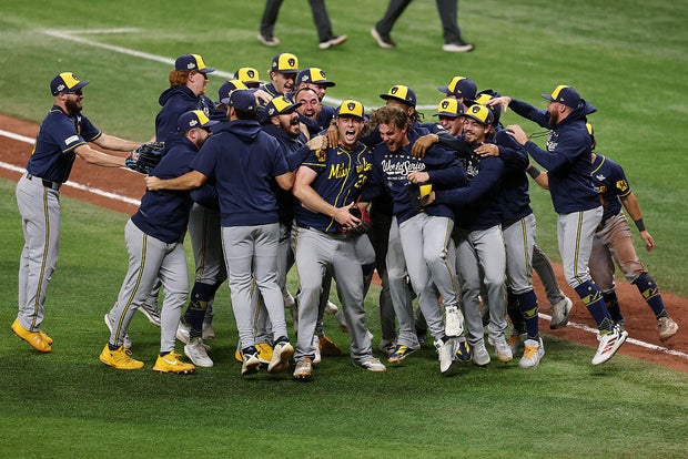 Milwaukee Brewers Claim First World Series Title