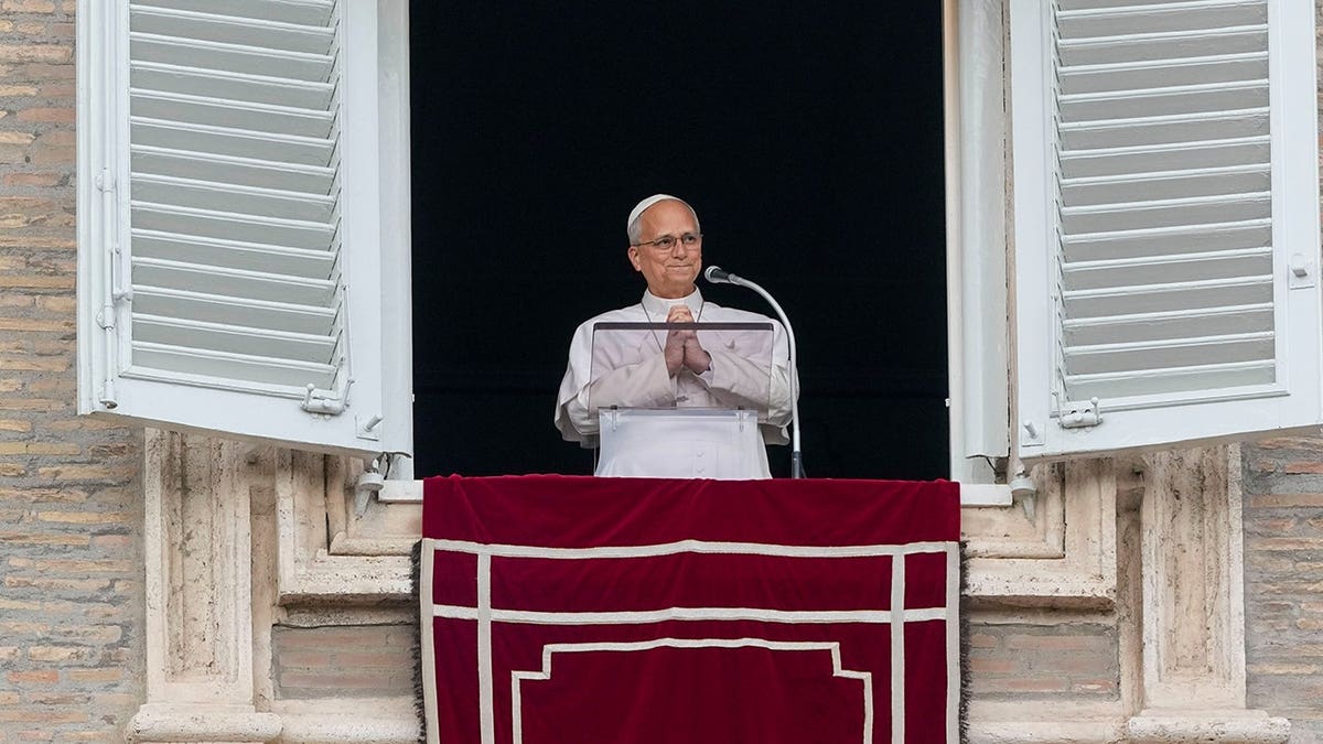 Pope Leo XIV Returns to Vatican After Lung Cancer Surgery