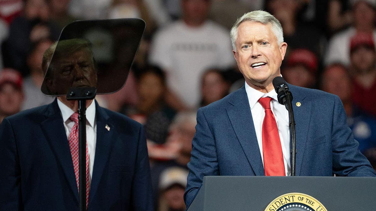 Kansas Senate Race Fuels Republican Concerns