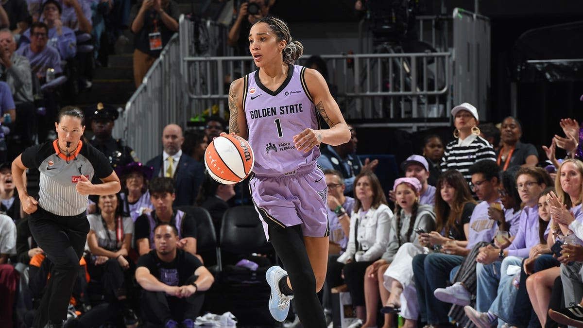 Golden State Valkyries Triumph Over Atlanta Dream in WNBA Finals Opener