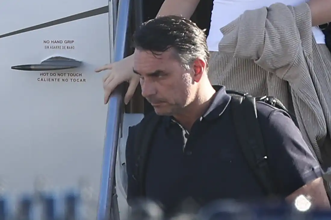 Flávio Bolsonaro’s Exile and Controversies