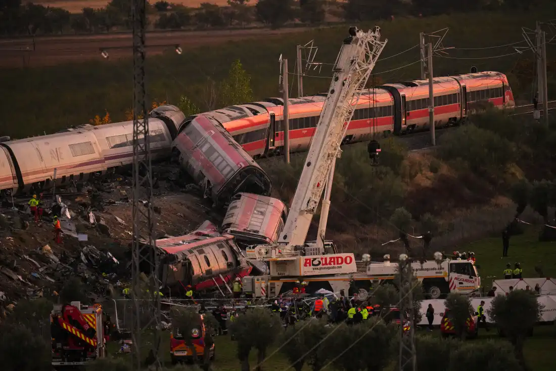 Spain Faces Rail Safety Scrutiny After Deadly Train Collision