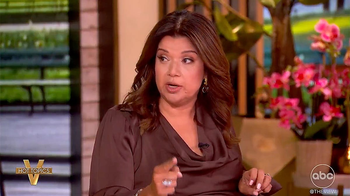 Ana Navarro Stays Republican to Influence Florida Primaries